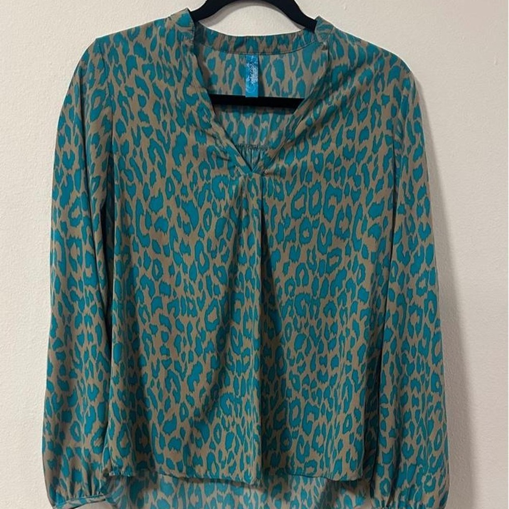Buttaus women's blouse size S
